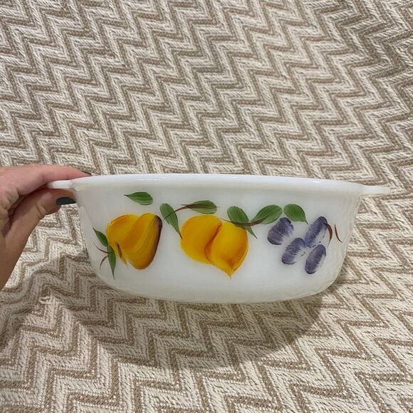 Anchor Hocking Fire King Gay Fad Fruits 2 QT Casserole Dish - Picture 2 of 9
